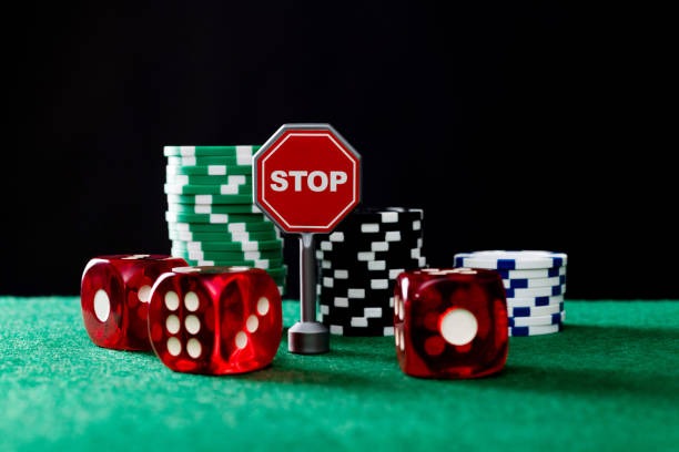 Live casino tables with professional dealers streaming on mobile app